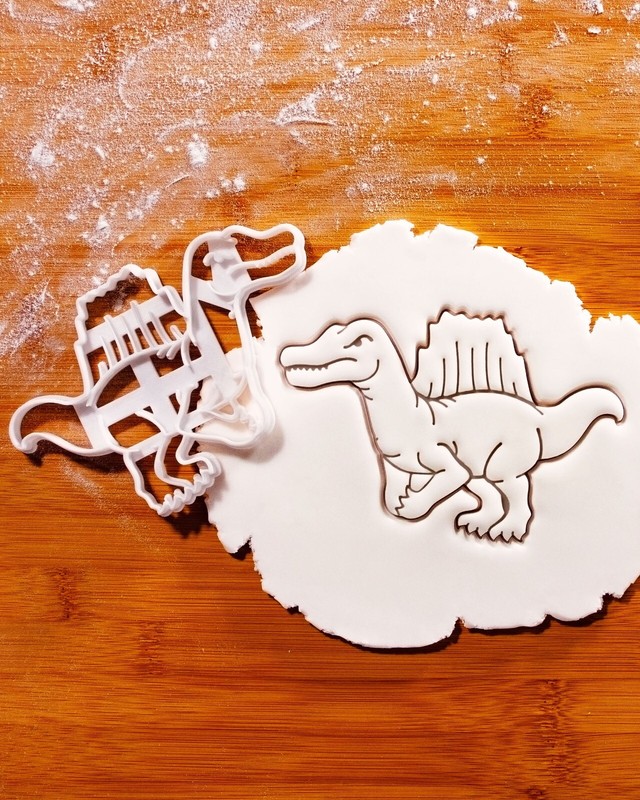 Spinosaurus cookie cutter – Dinosaur birthday Jurassic dino fossil Paleontology