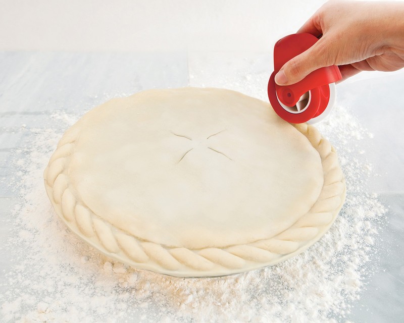 Talisman Designs Pastry Wheel Pie Crust Decorator, Red gallery