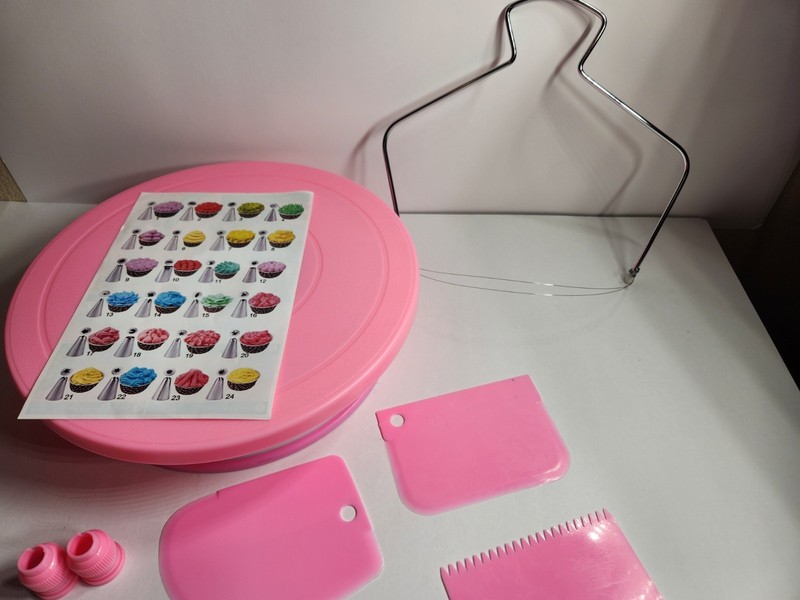 Cake Decorating Kit Supplies Turntable Icing Tips Pastry Bags Plastic Spatulas gallery