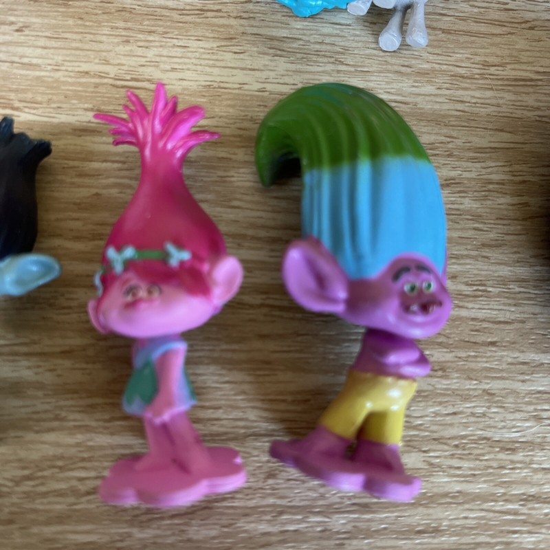 Dreamworks TROLLS World Tour Mini Figures PVC Cake Toppers Lot 25 Poppy DWC NEW gallery