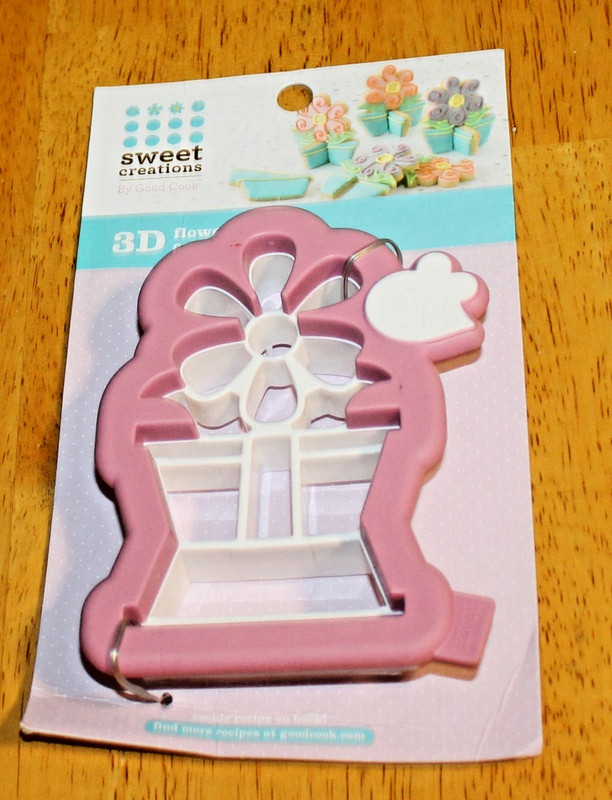 Good Cooks: SWEET CREATIONS 3D FLOWER POT COMFORT GRIP COOKIE CUTTER Plastic New