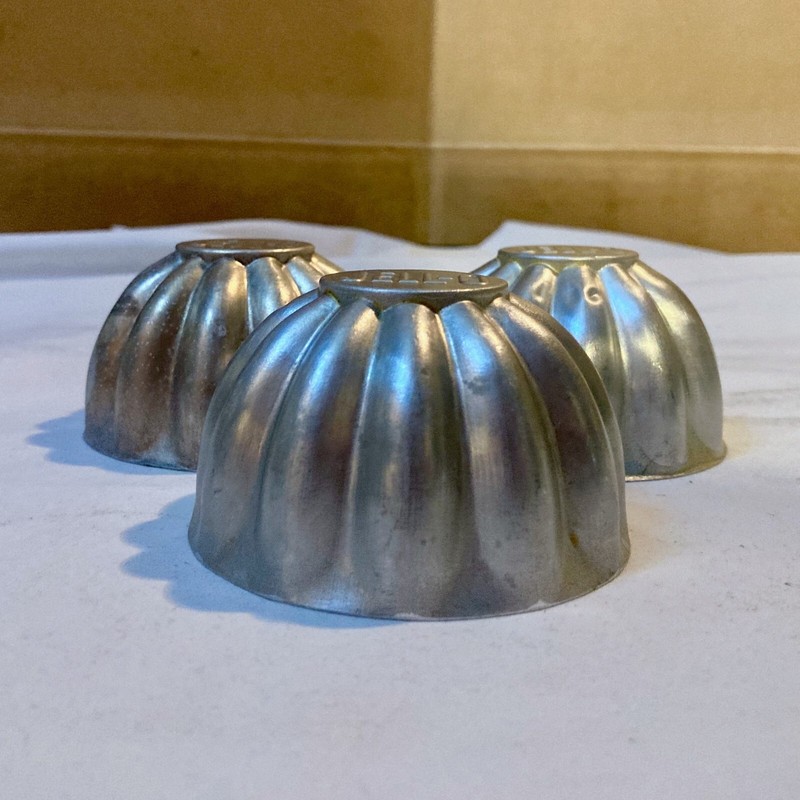 JELL-O Aluminum Gelatin Molds Tarts Mini Fluted Set of 3 Vintage gallery
