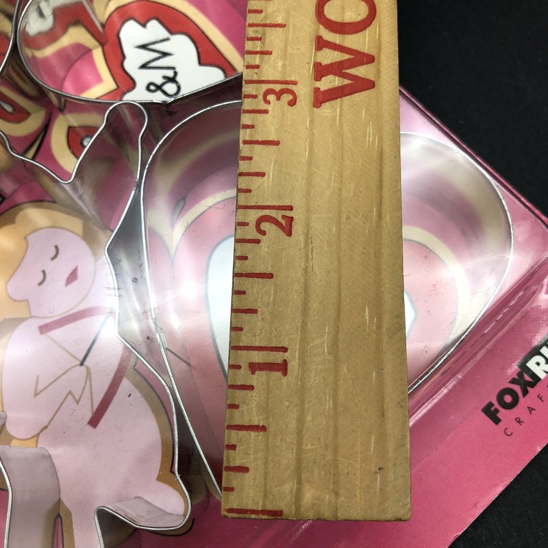 New Fox Run Sweethearts Metal Cookie Cutters Set of 4 Lips Hearts Cupid #3556 gallery