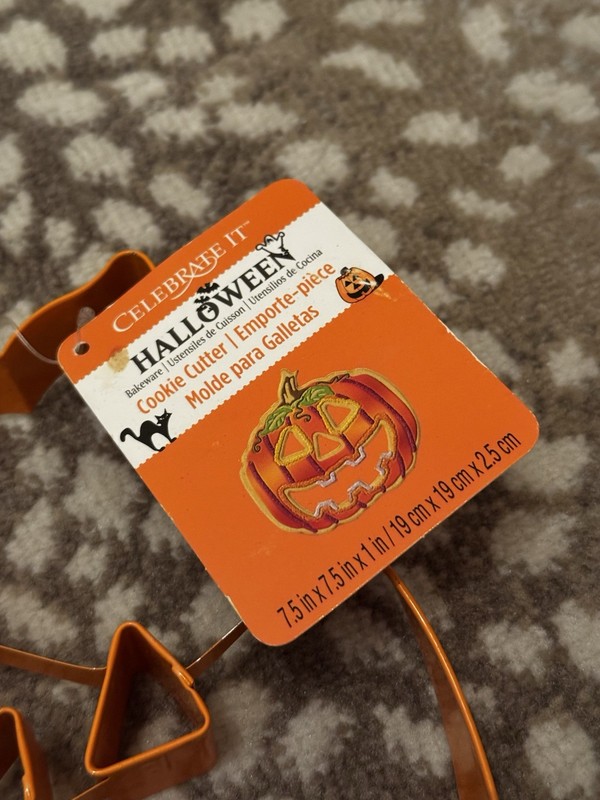 Large Pumpkin Cookie Cutter Celebrate It Bakeware Fall Autumn Halloween gallery