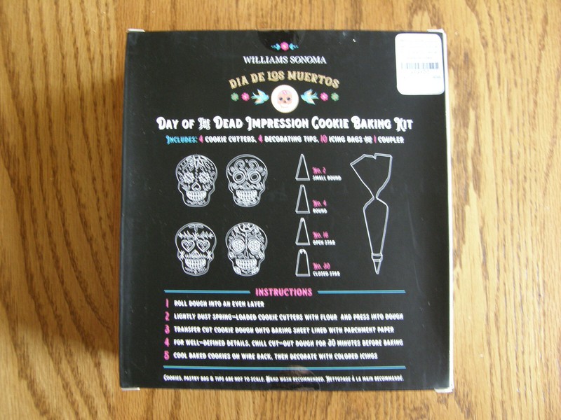 Williams Sonoma Halloween Day of the Dead Skull Cookie Cutters + Mini Set - New gallery
