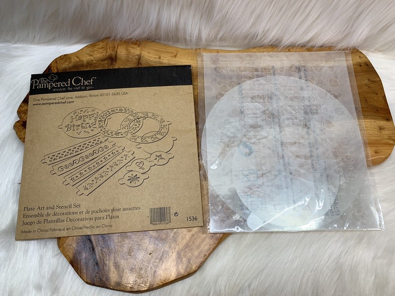 PAMPERED CHEF Plate Art Stencil Set & Cake Stencil for Cake, Cupcakes Decorating