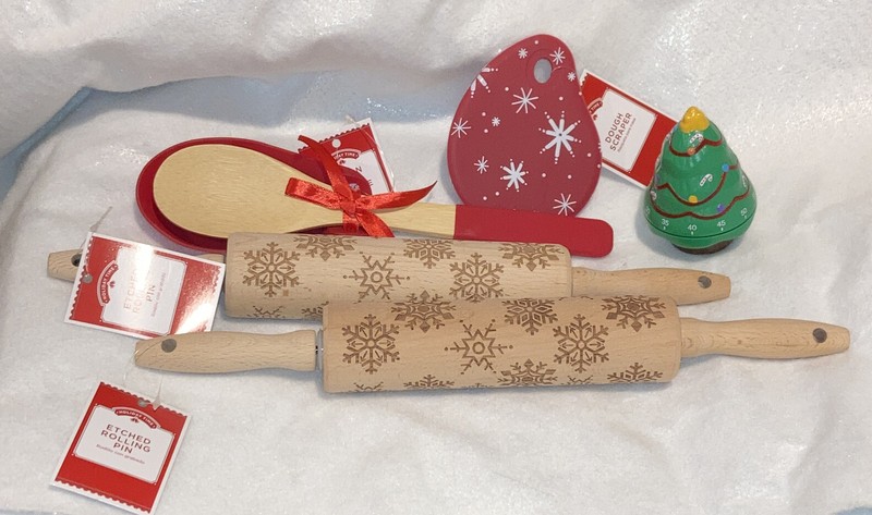 Holiday Time 2 Embossed Wooden Rolling Pins, a Timer, Scraper & WoodSpoon W/rest