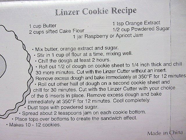 Linzer Christmas Cookie Cutter Set Fluted Round + 6 Holiday Shapes Baking YUMMY! gallery