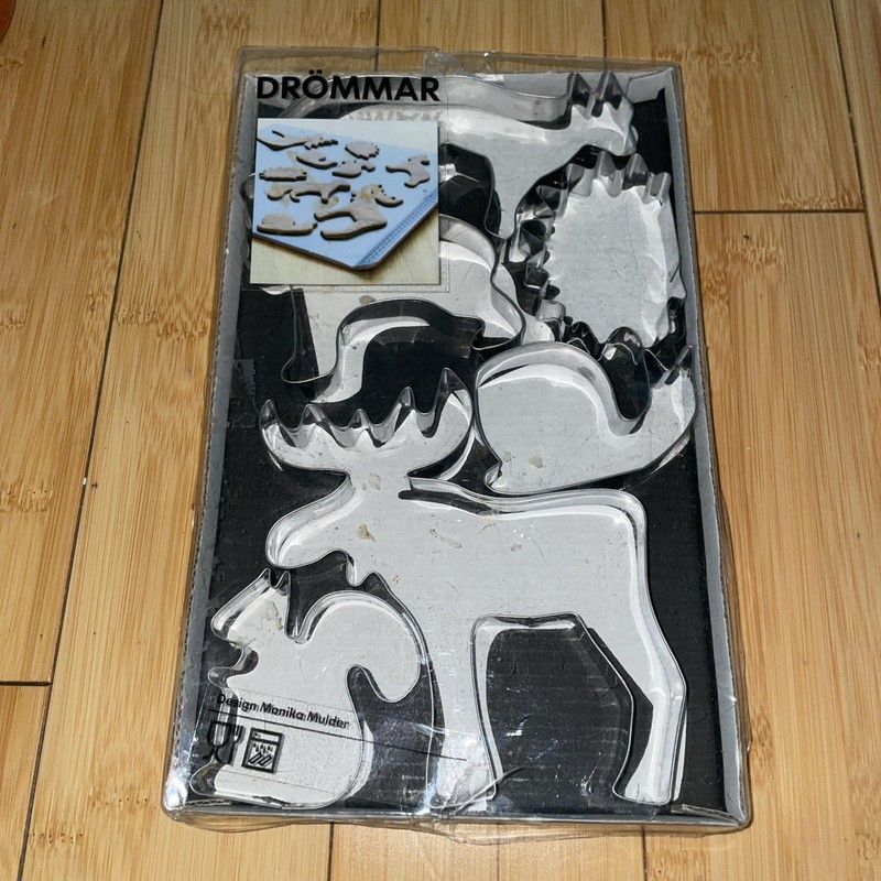 Ikea Drommar Six (6) Piece Cookie Cutters of Woodland Wildlife Forest Animals