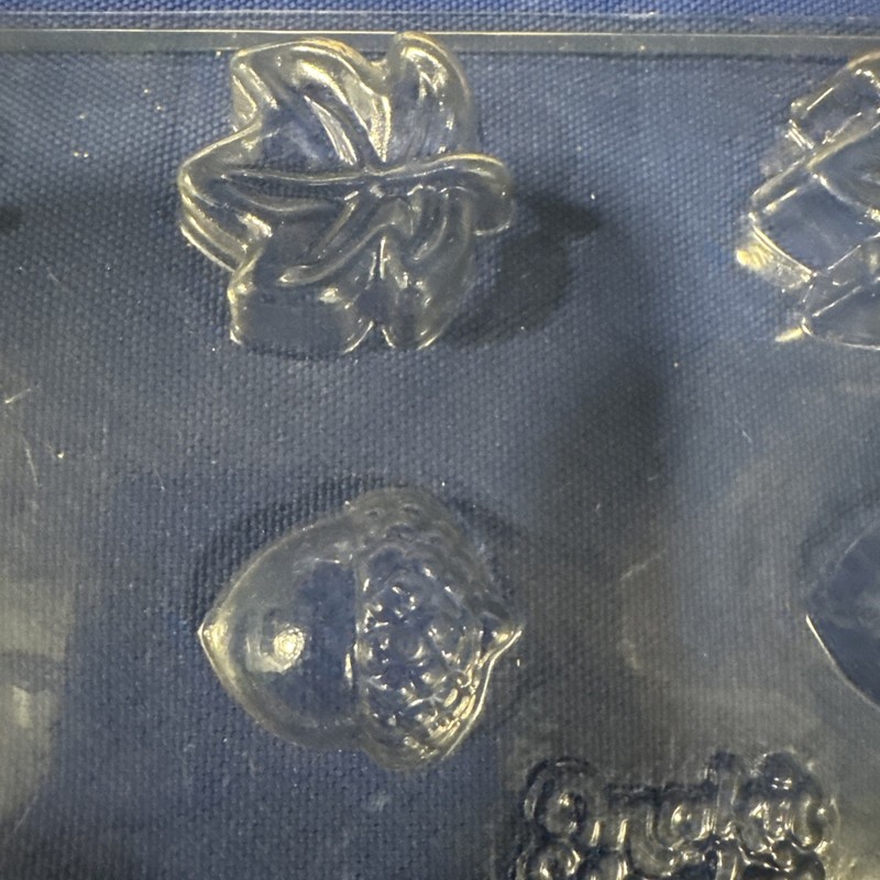 MAKIT & BAKIT chocolate candy mold Fall Leaves, Acorns, Sunflower Etc. gallery