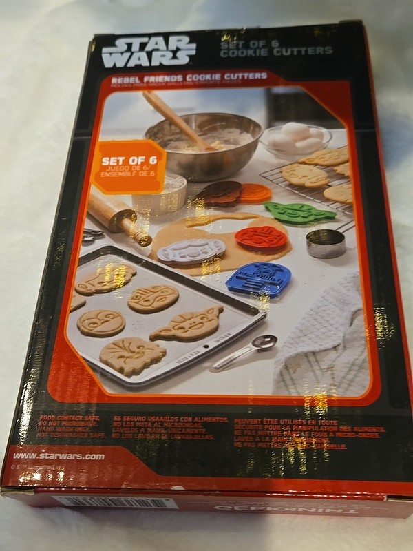Disney Thinkgeek Star Wars Rebel Friends Cookie Cutters Set of 6, NIP gallery