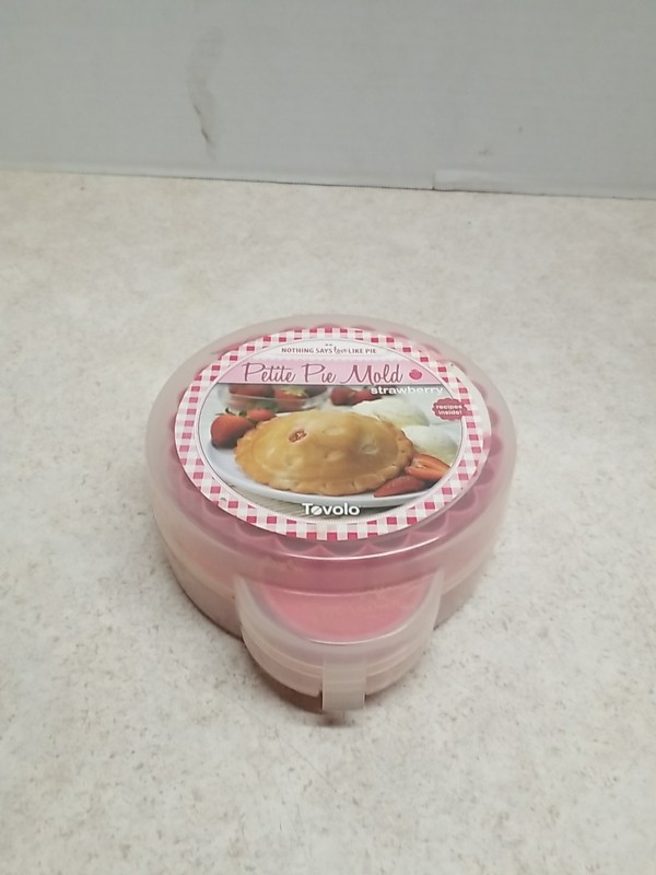 Tovolo Petite Pie Mold Red Nothing says Love like Pie Gently used