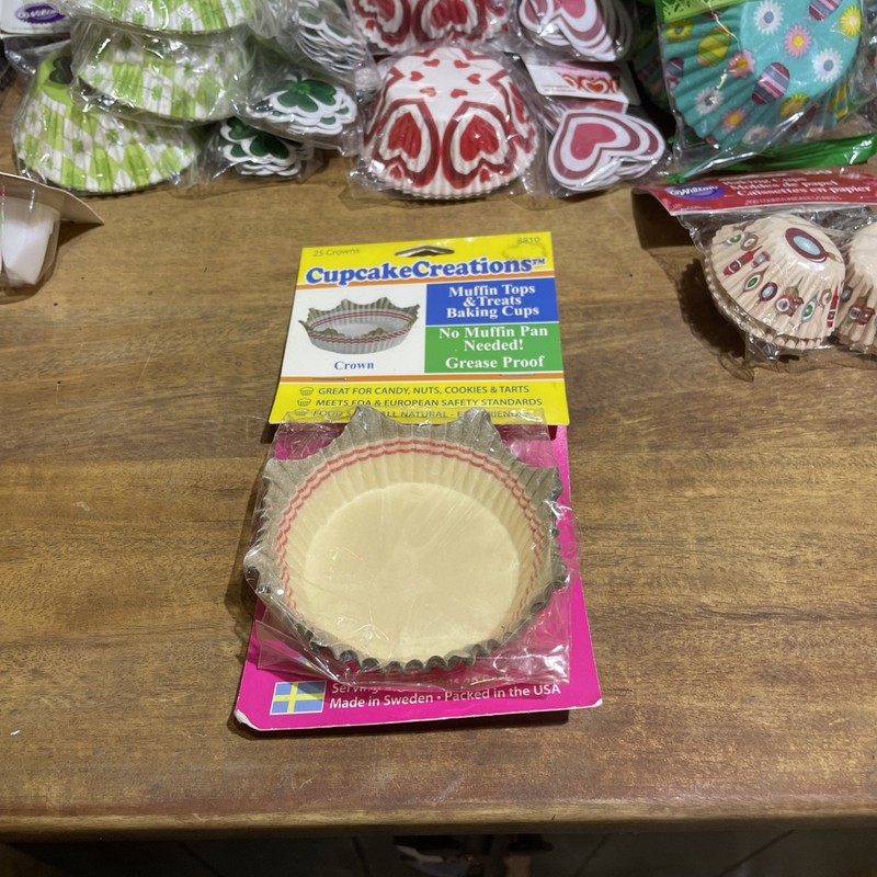 Specialty Cupcake Liners 2000 -/+ Baking Cups holidays events gallery