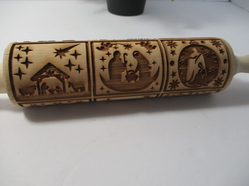 Christmas ~ 6.5" Rolling Pin~ 9 Different Designs Christmas Nativity Scenes gallery