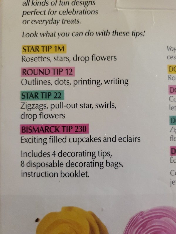 Wilton 12-Piece Cupcake Decorating Set 3 Tips 7 Bags Star Tip Round Tip Bismark gallery