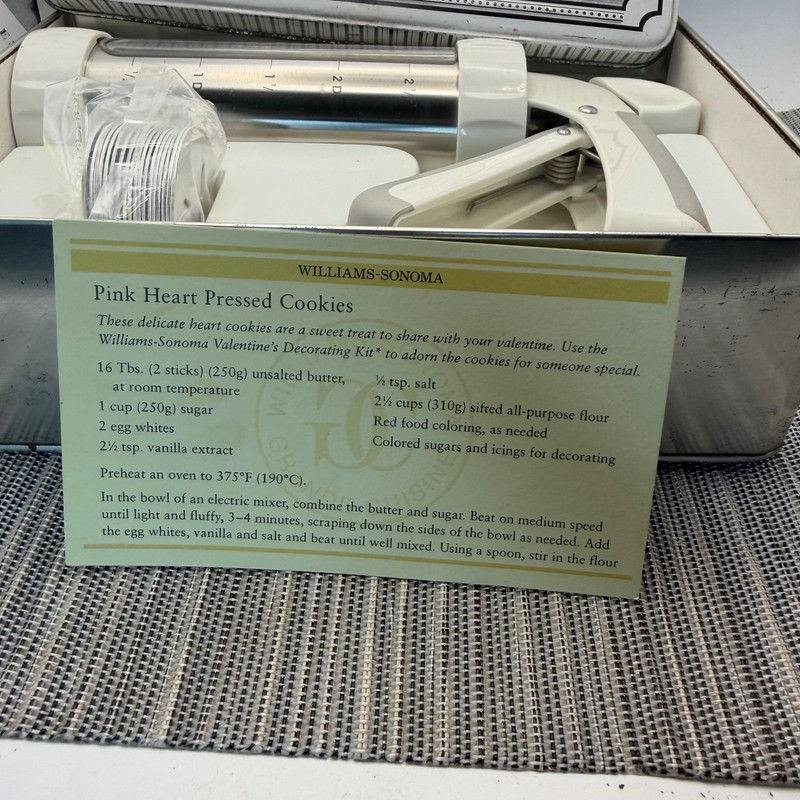 Williams-Sonoma Cookie Press Kuhn Rikon Stainless Steel 18 Disks Recipes Tin gallery