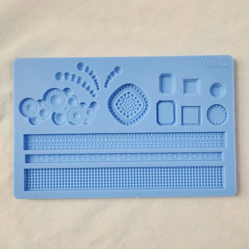 WILTON Jewels Silicone Fondant Gum Paste Mold Fashion Gem Chain Pearl Cake