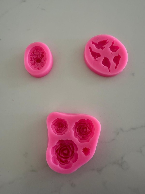 Cake Decoration Flowers & Birds Molds gallery