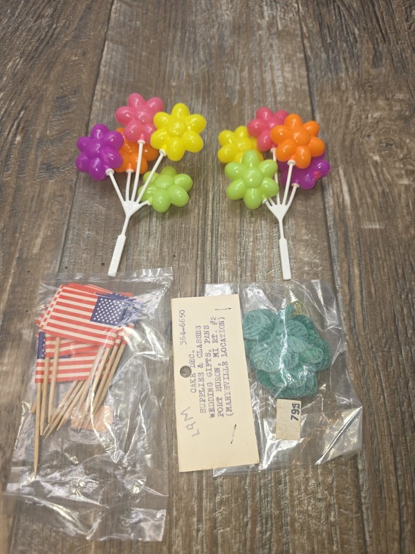 Cake topper lot Flower balloons flags three leaf clovers. Vintage,