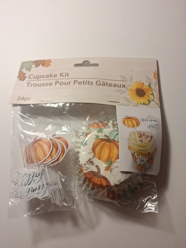 Fall-Themed Cup Cake Baking Kit Decorative Liners Matching Toppers New 1119B19