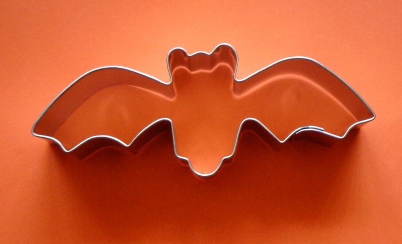 New Tin Halloween Bat Cookie Cutter