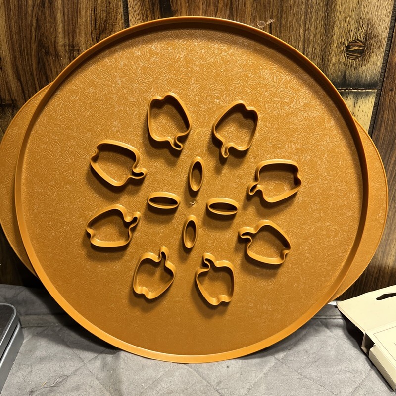 Nordic Ware 04020 Apple & Fall Leaves Double Sided Pie Top Cutter Decorator/ 31 gallery