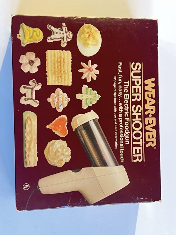 Wear Ever Super Shooter Electric Cookie Pastry Press Gun In Box #70123 Vintage gallery