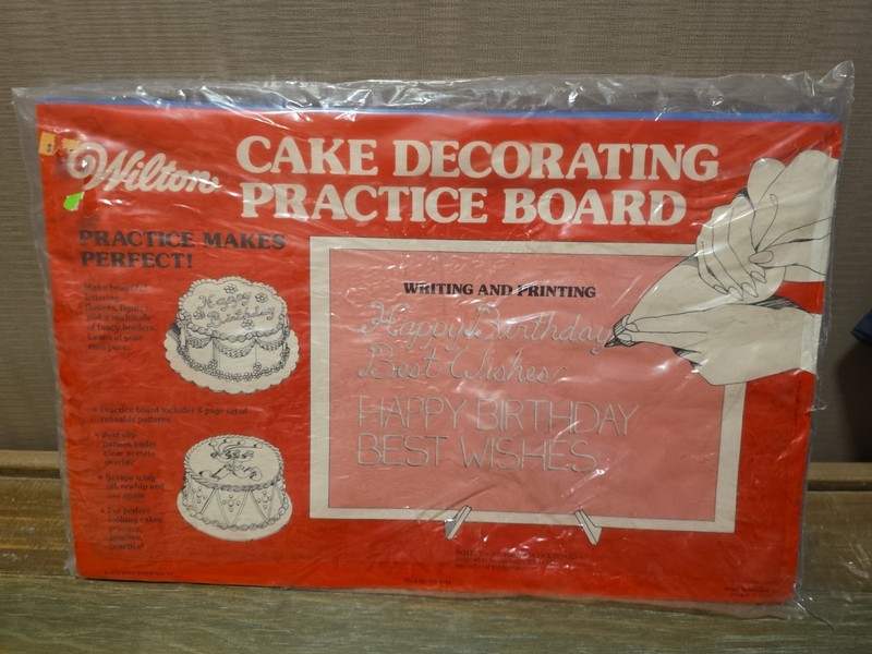 Vtg Wilton Vintage Cake Decorating Practice Board Practice Makes Perfect 1976