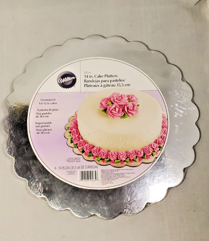 Wilton 14-inch Silver Cake Platter Scalloped Edge Greaseproof Cake Board Round