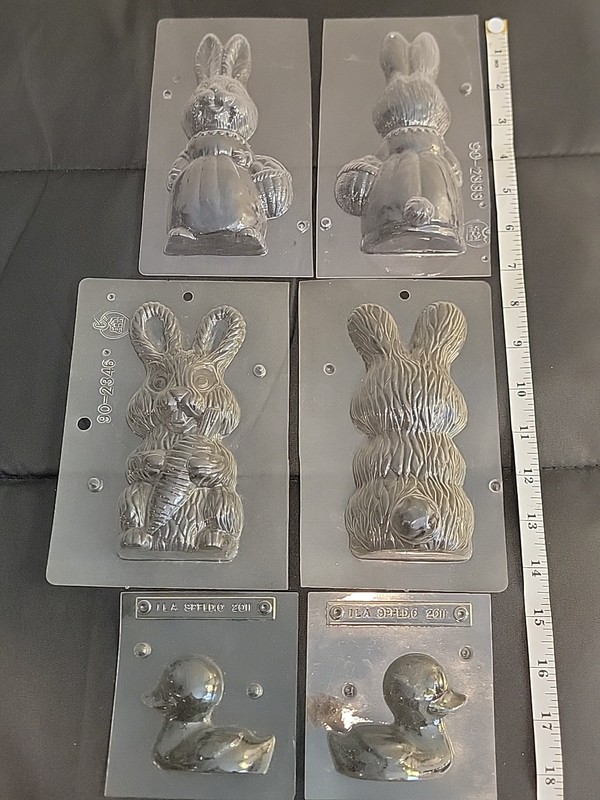 Lot Of 3 3D Easter Mr Mrs Rabbit Bunny Duck Lollipop Chocolate Mold gallery