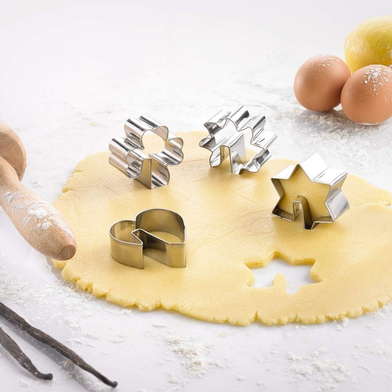 Westmark Cookie Cutters, Set Of 4, Various Shapes, Stainless Steel, Christmas Th gallery
