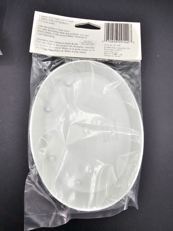 Wilton 2 Small Oval Bases Cake Decoration & Pearl Leaf Puff Wedding Shower gallery