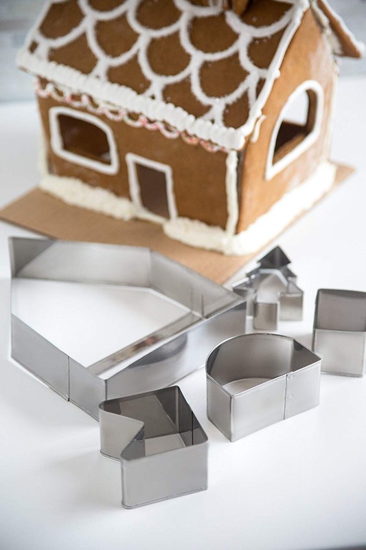 Fox Run Gingerbread House Baking Set (4532) gallery