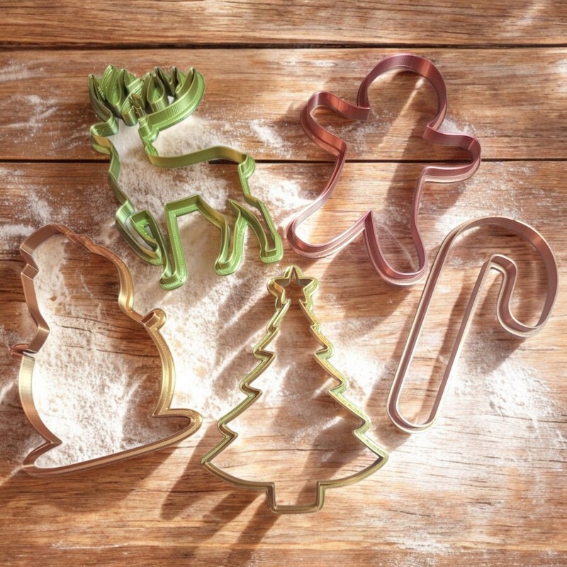 5pc Christmas Cookie Cutters – Reindeer, Tree, Cane, Snowman, Gingerbread Man