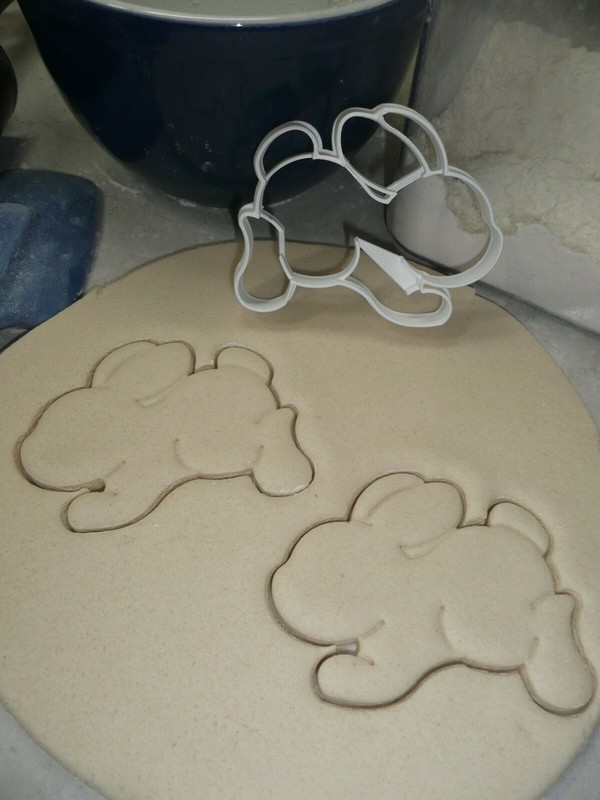 Easter Bunny Running Jumping Rabbit Cookie Cutter Baking Tool USA PR4157 gallery
