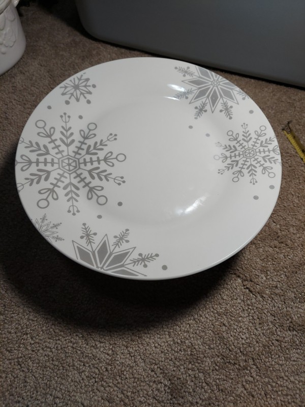 Cake Platter White With Silver Snow Flakes101/2 " gallery