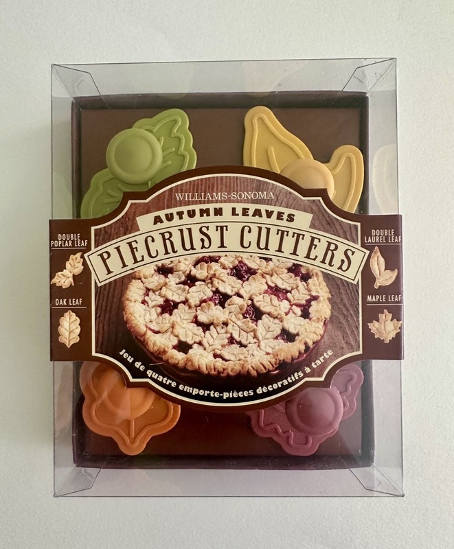 NIB Williams Sonoma Autumn Leaves Piecrust Cutters Set 2010 Fall Thanksgiving