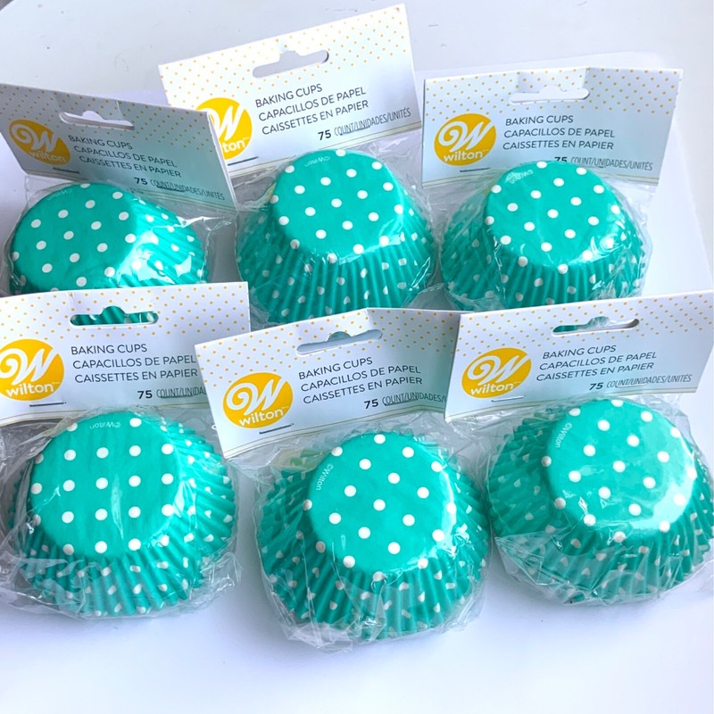 Lot of (6) Packages NIB Wilton Cupcake Liners; Paper; 75/package gallery