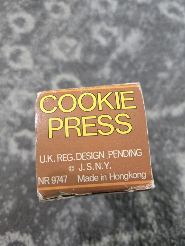 Vintage Cookie Press W 12 Design Discs 1970s Made In Hong Kong In Box gallery