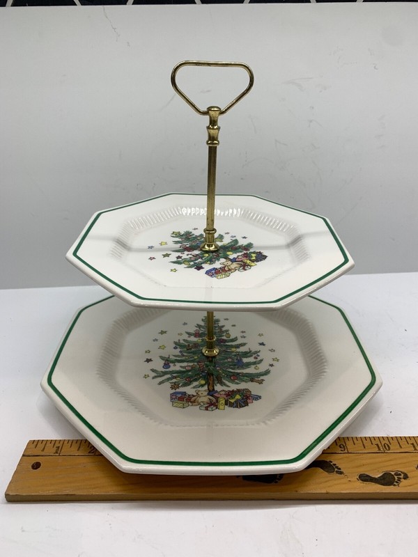 2-TIER CAKE, DESSERT, HORS D’OEUVRE STAND CHRISTMASTIME NIKKO MADE IN JAPAN
