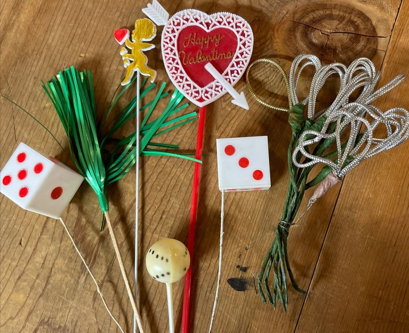 Random Vintage Flower Cake Picks Valentines Day, Poker, Baseball & Everyday
