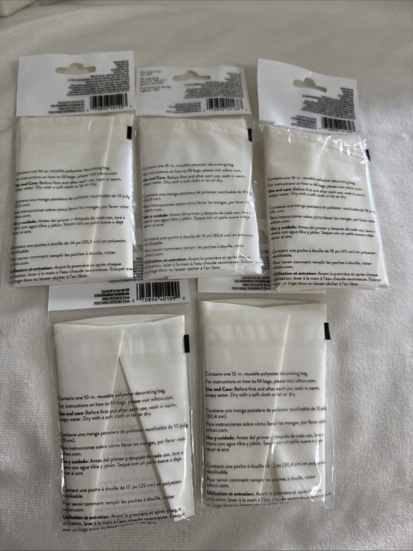 Wilton Featherweight Cake Decorating Bags Lot of 6- Sizes 8" 10" 12" 14" 16" 18" gallery