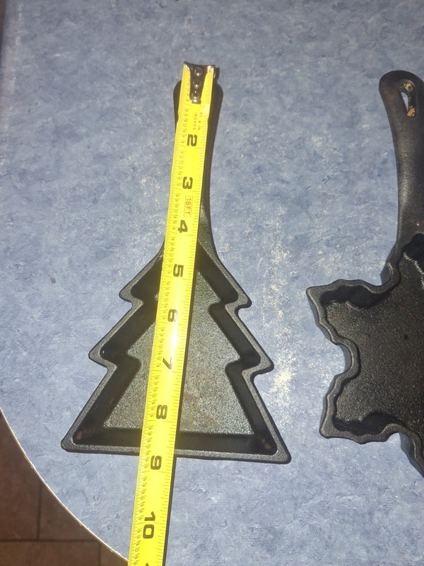 Cast Iron Snowflake/tree Shape Baking Pan Cookie Mold Pancake gallery