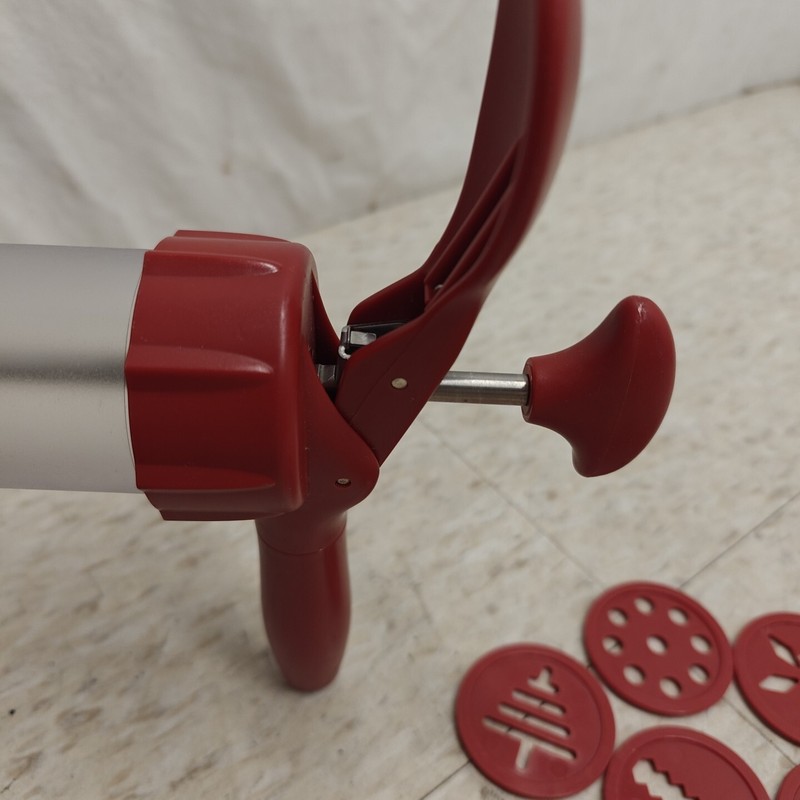 Biscuits Plastic Cookie Press Adjustable Thickness 12 discs. Good condition gallery