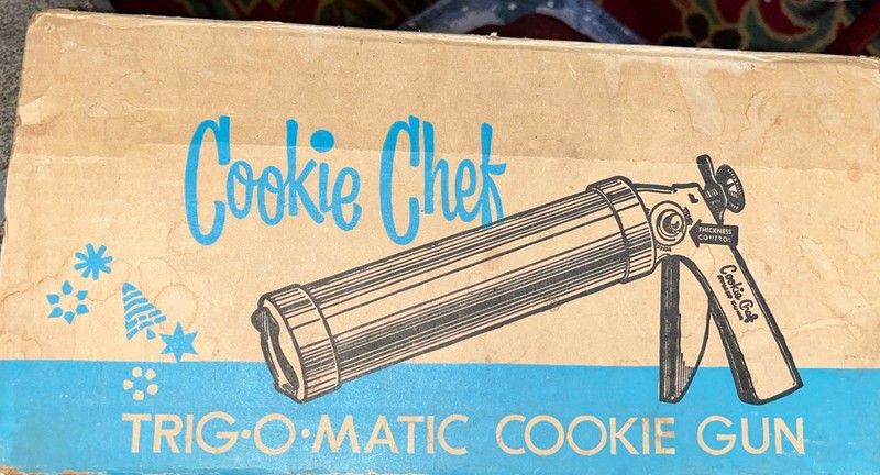 Vintage Cookie Chef Trig-O-Matic Cookie Gun Press w/Original Box, Complete