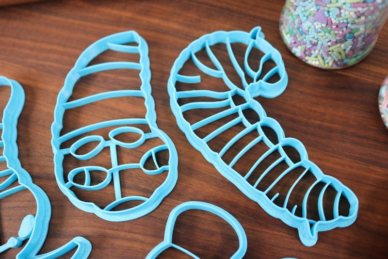 Butterfly Caterpillars Cookie Cutters - Long-tailed Skipper, Monarch gallery