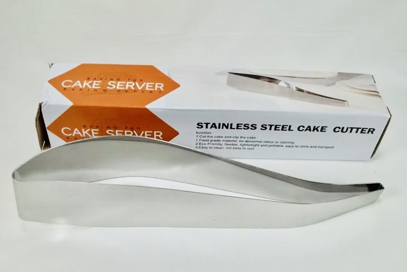 Baking Fun Cake Server Baking Expert Stainless Steel Cake Cutter 9.5″