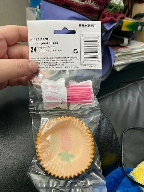 Easter Bunny Cupcake Kit New!!! gallery