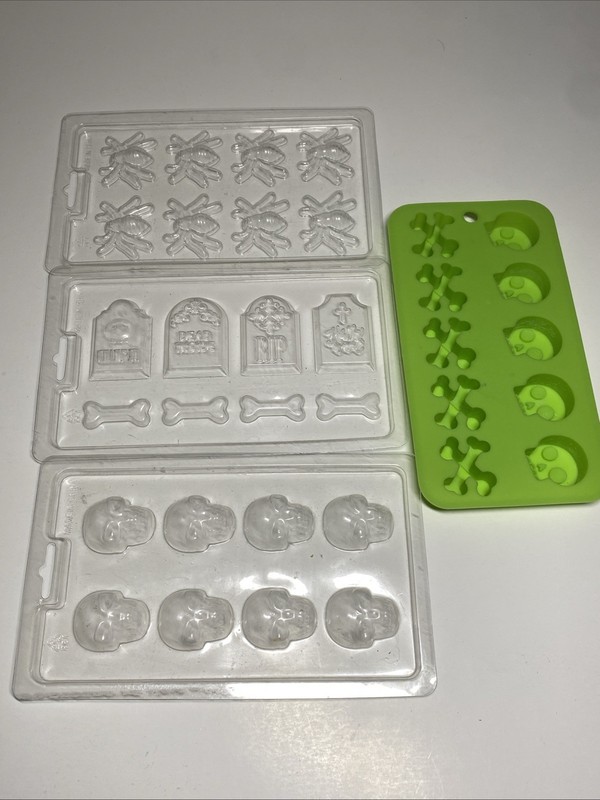 Lot Of 4 Halloween Plastic Silicone Candy Molds Wax Candles Spiders Skulls Bones