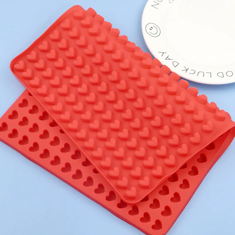 255 Love Hole Silicone Mold Dog Food Dissolved Bean Chocolate Candy Baking Mold gallery